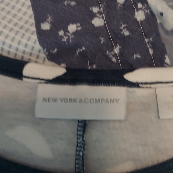 2 for $15 NY&C blue and white patterned mini dress - Picture 4 of 5